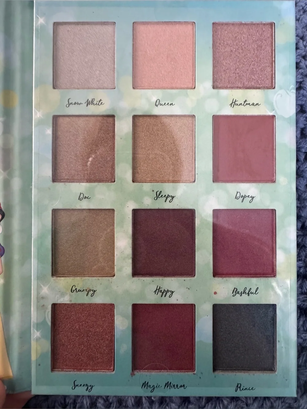 Disney Snow White EyeShadow Palette